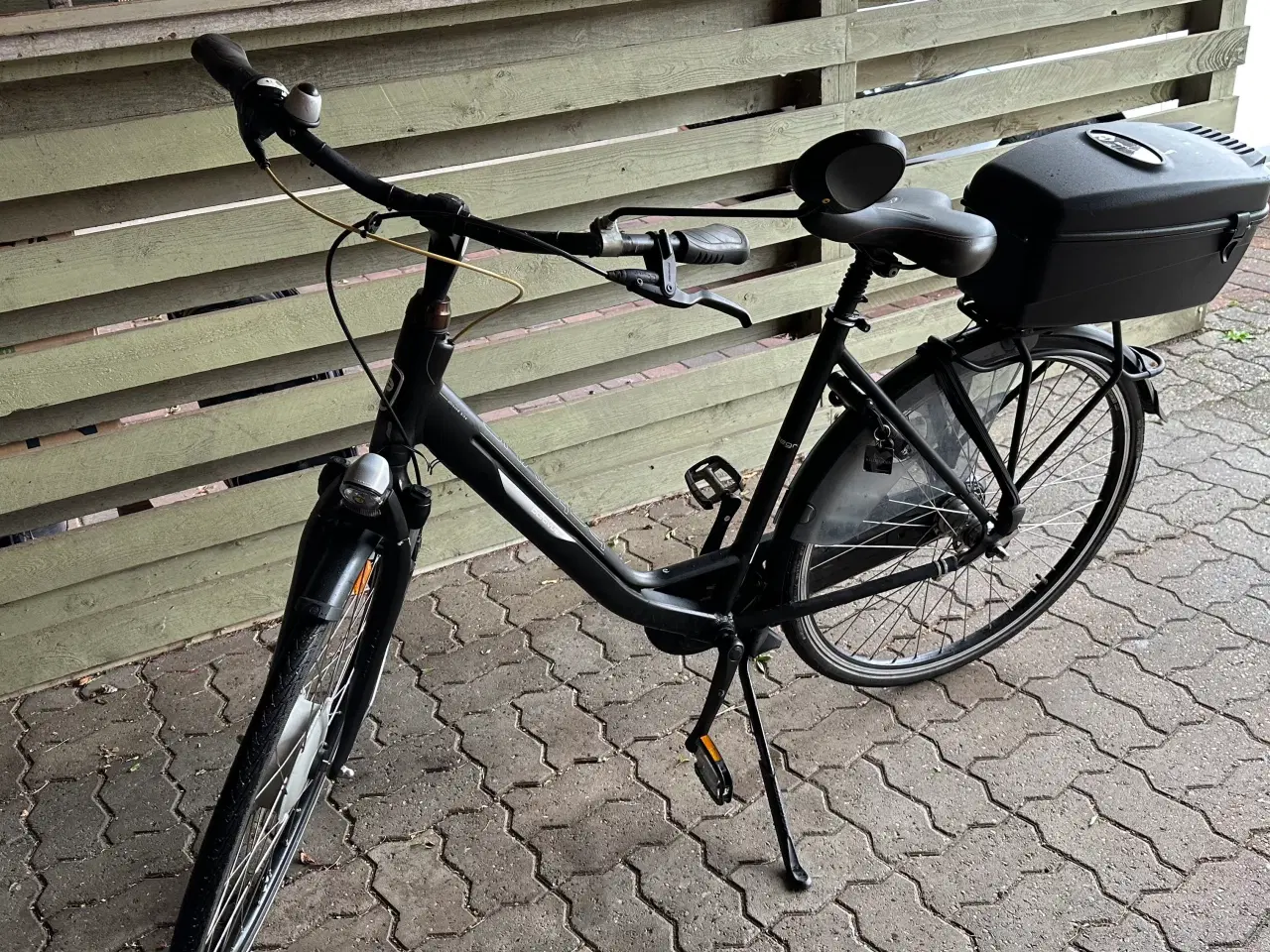 Billede 1 - Alm.Batavus 28” cykel ,stel.53 i rigtig fin stand.