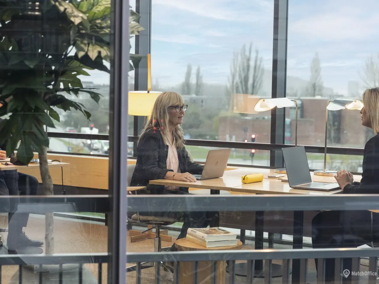 Billede 8 - Et kontorhus med udsigt lys og luft