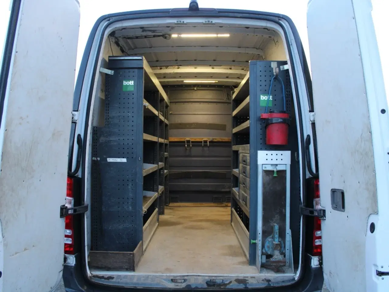 Billede 1 - Mercedes Sprinter 316 2,2 CDi R2 Kassevogn