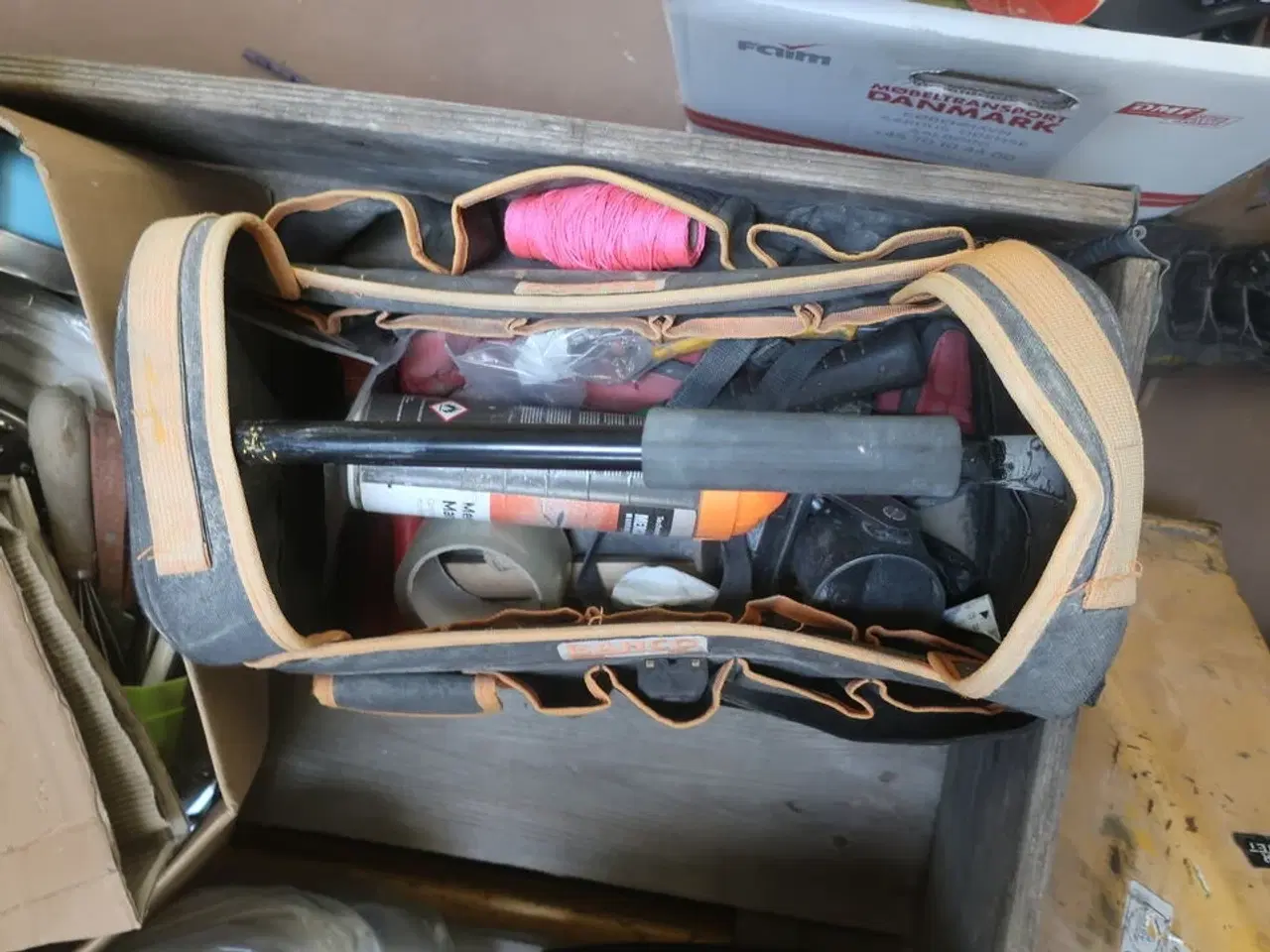 Billede 2 - Div. Værktøj, køkkenting på palle