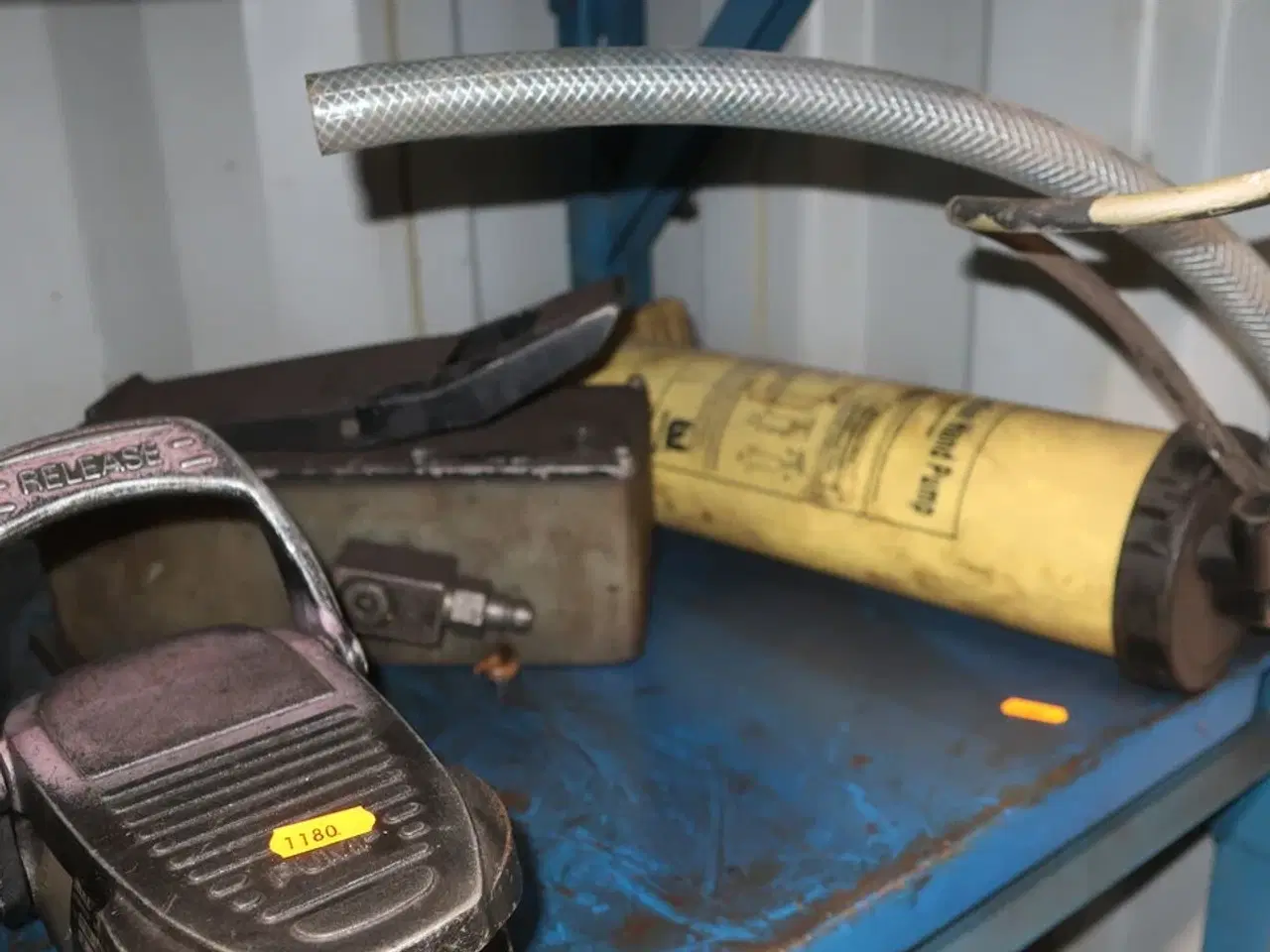 Billede 4 - Hydraulisk håndpumpe m.m.