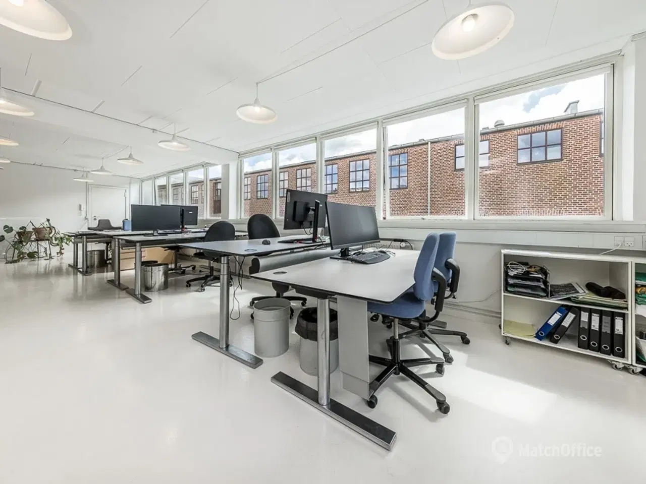 Billede 11 - Indbydende og effektivt kontor i NV