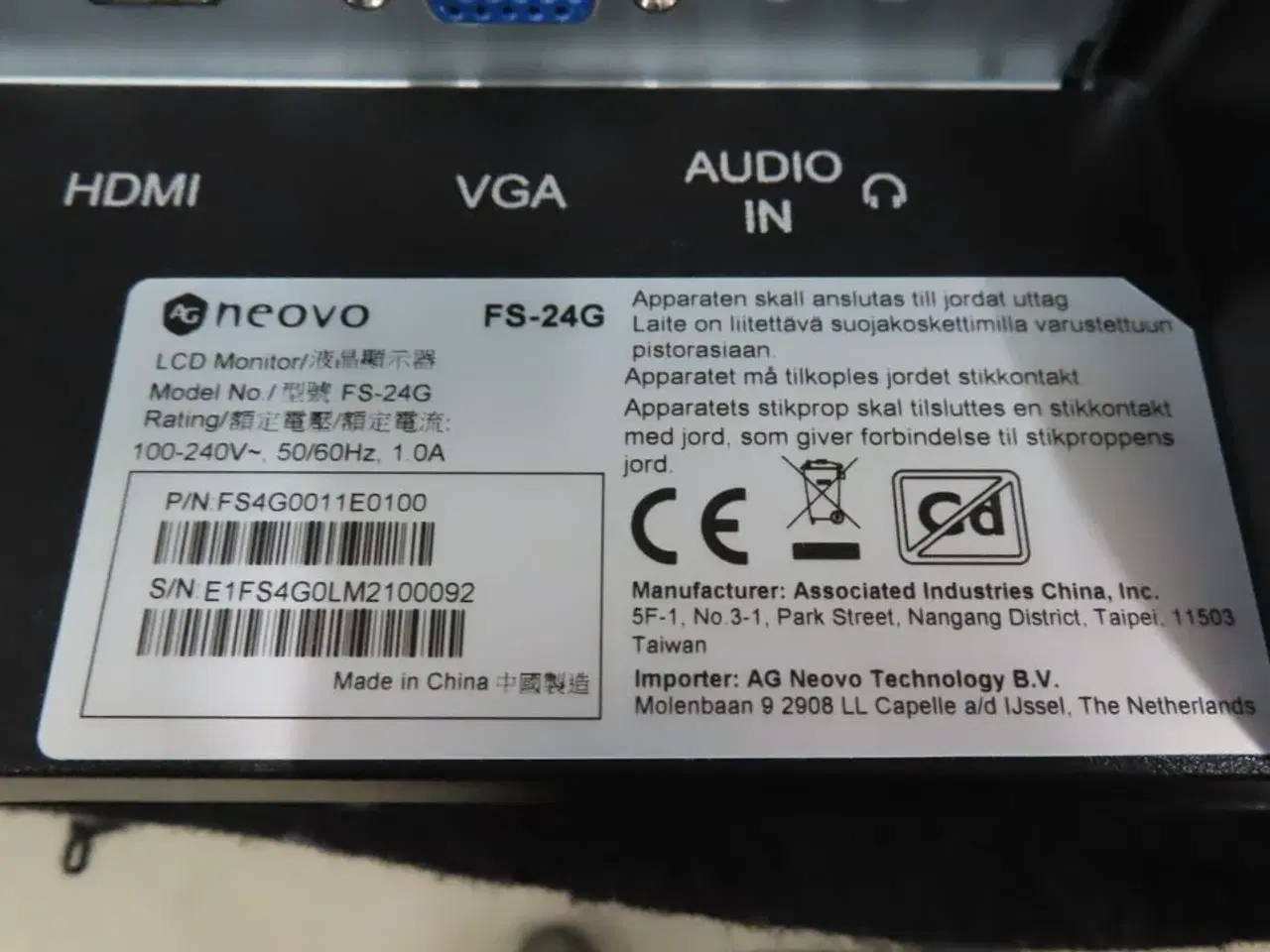 Billede 3 - 2 stk. Computerskærme samt dobbelt skærmholder