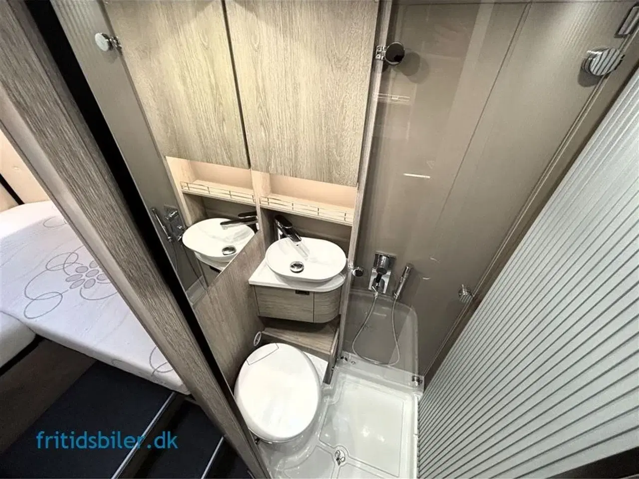 Billede 8 - 2025 - Bravia 636 140 Hk   Bravia 636 – Friheten börjar när du vrider om nyckeln!