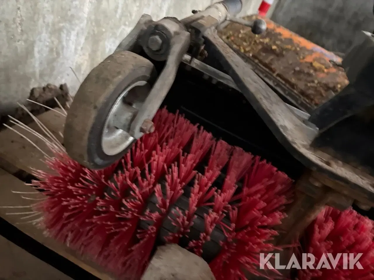 Billede 8 - Fejekost