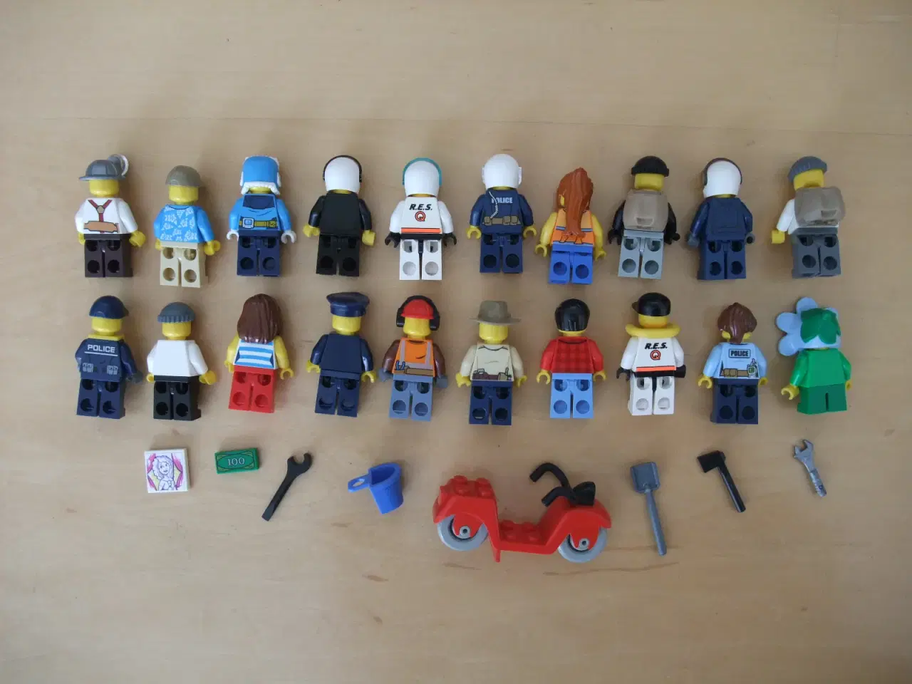 Billede 4 - Lego City Figurer+Tilbehør