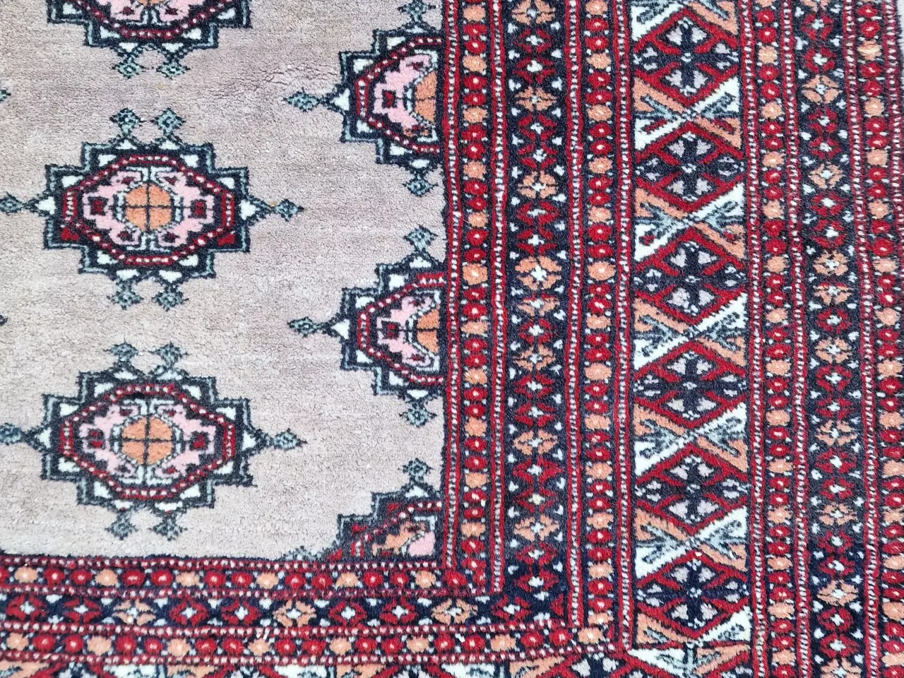 Billede 3 - Fint vintage tæppe.