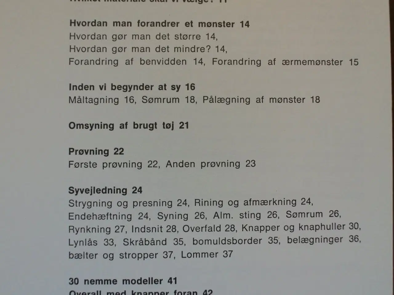 Billede 2 - sy børnetøj, af eva näslund og barbro hansing, emn
