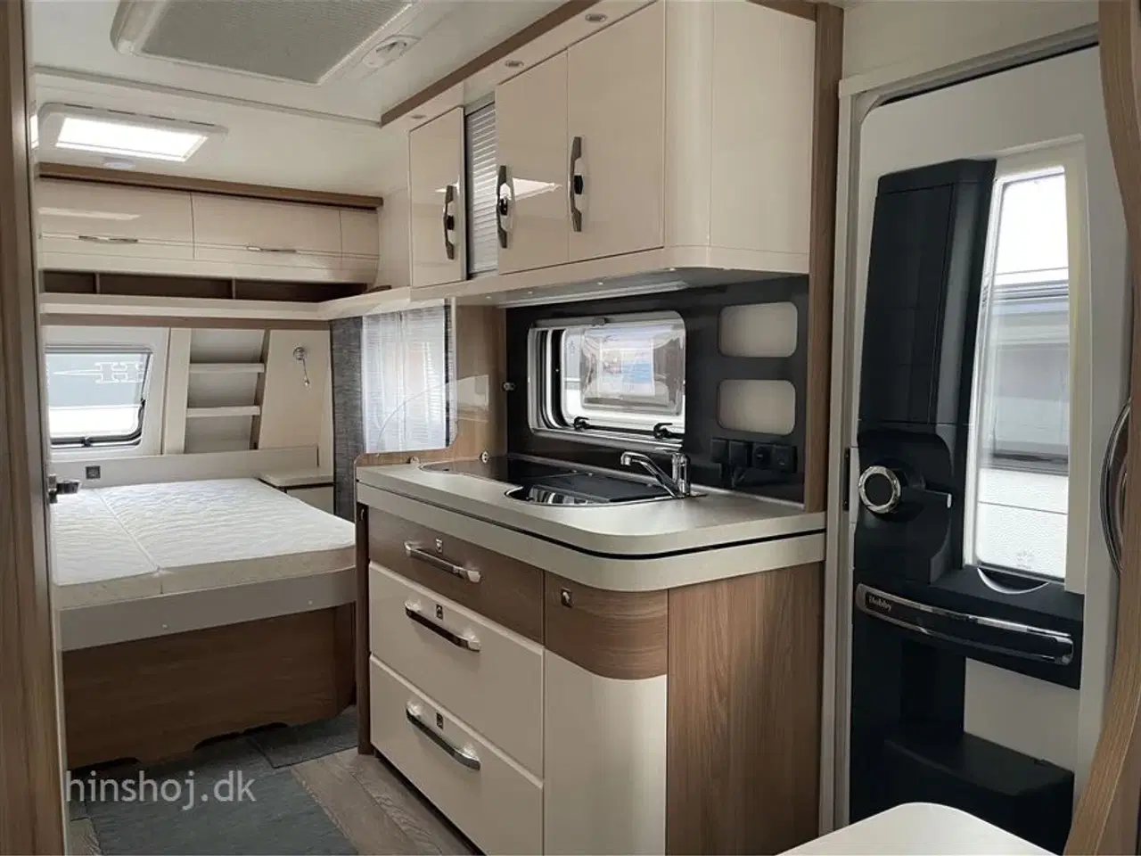 Billede 2 - 2022 - Hobby Excellent 540 UFF   Dejlig vogn med rundsidegruppe og fritstående dobbeltseng fra Hinshøj Caravan