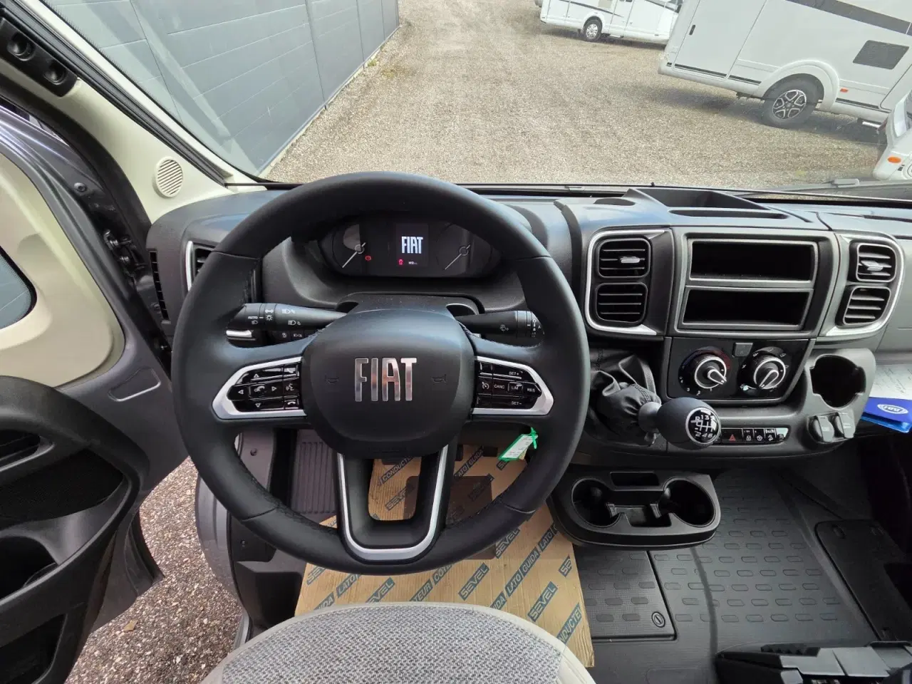 Billede 5 - Carado T457 PRO+ 2,0 JTD 140