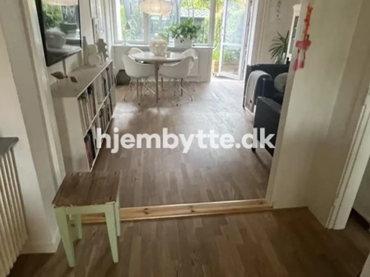 Billede 6 - Hjembytte - Dalen