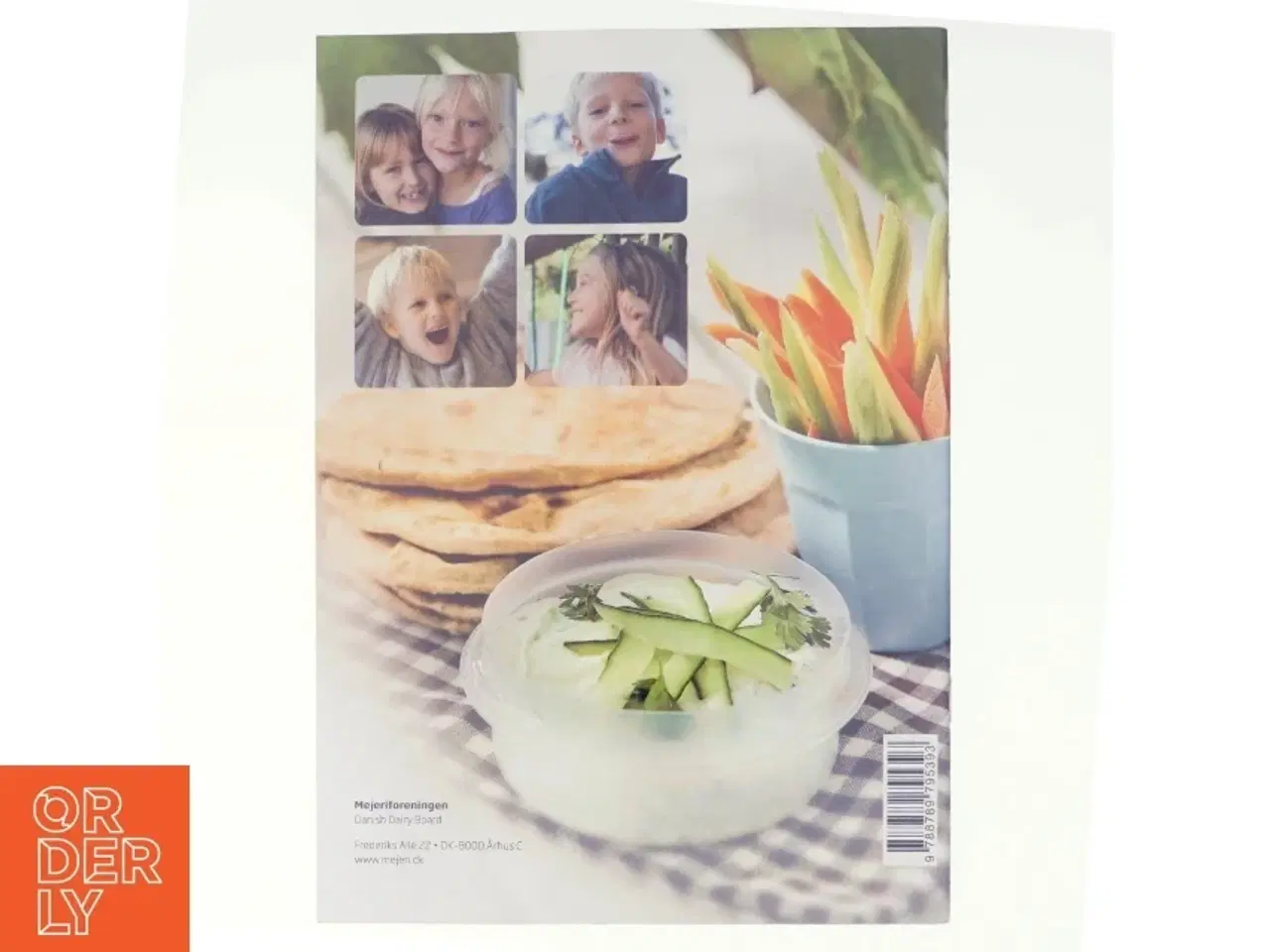 Billede 3 - Kick i madkassen : sprængfyldt med sjov og sund energi : 20 ideer til madpakker I nemt kan lave sammen (Bog)