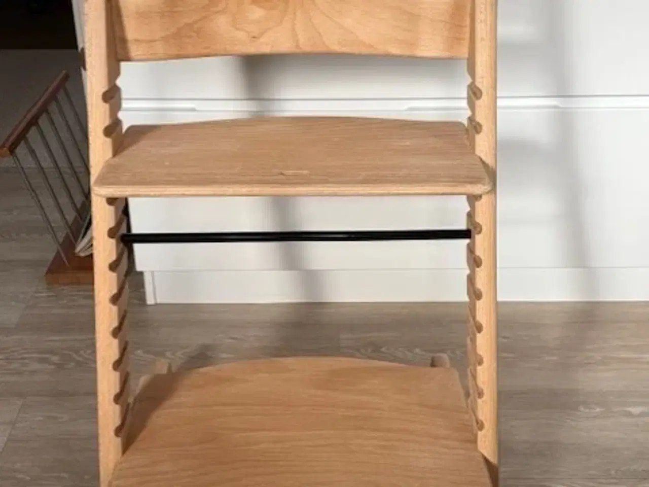 Billede 2 - Trip Trap Højstol i Massiv Bøg Lys Natur.