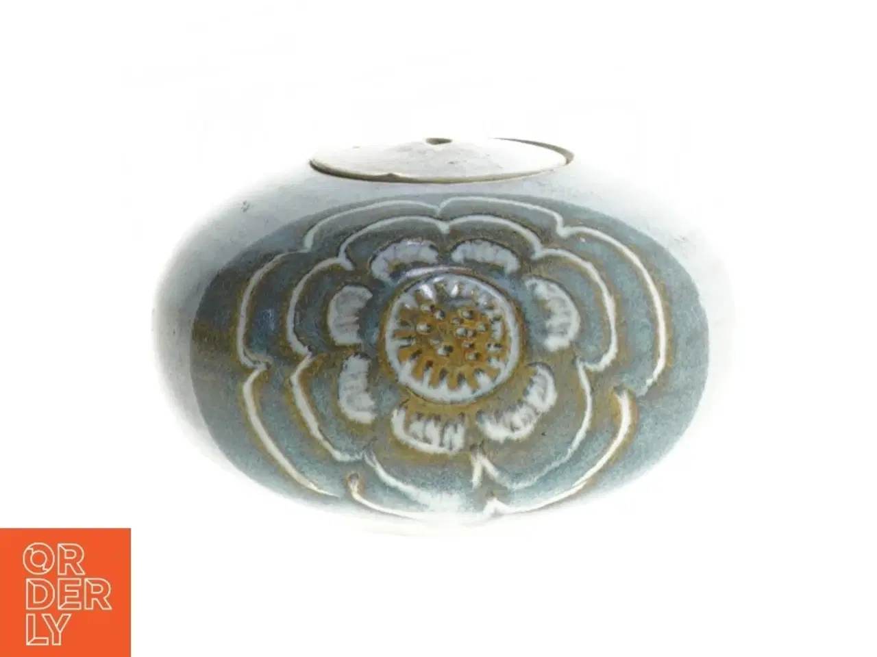 Billede 2 - Keramik vase med blomsterdesign fra Hellerøe (str. 11 cm)