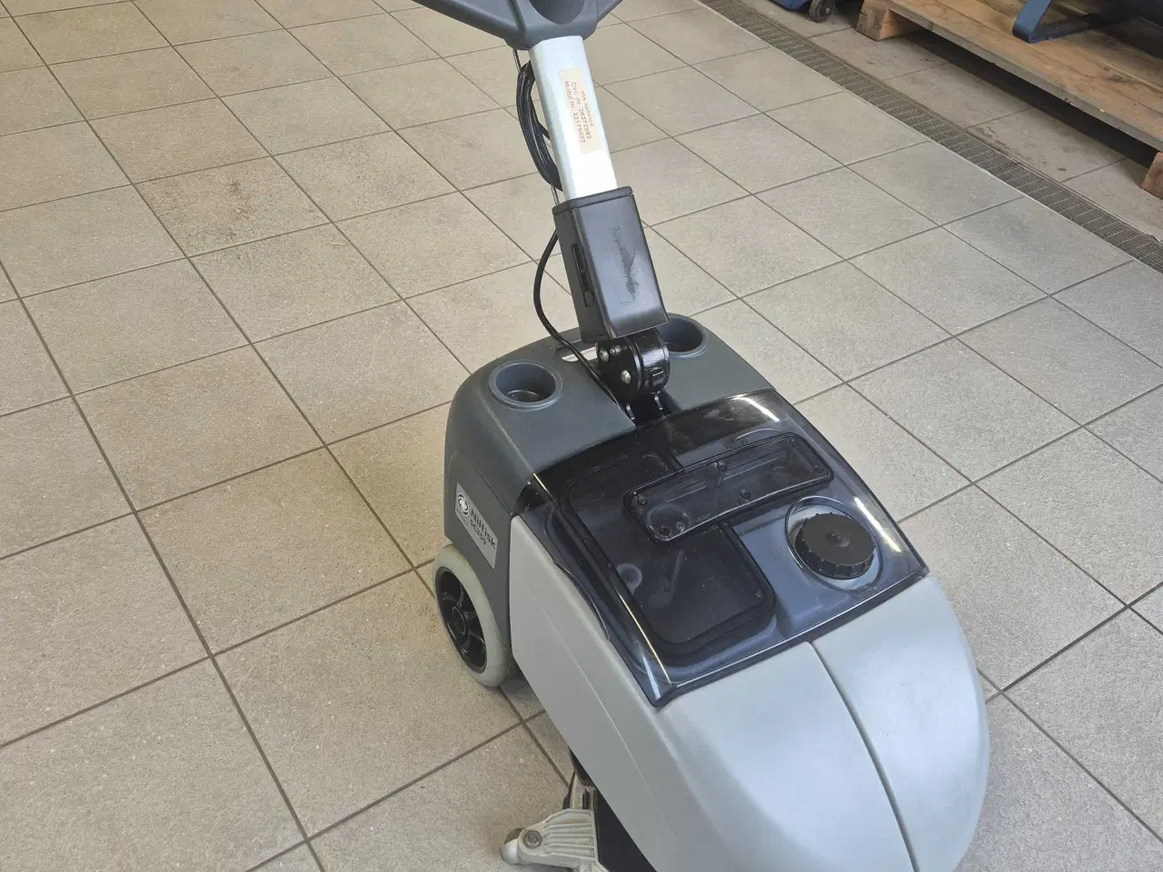 Billede 2 - Nilfisk sc 350 gulvvasker