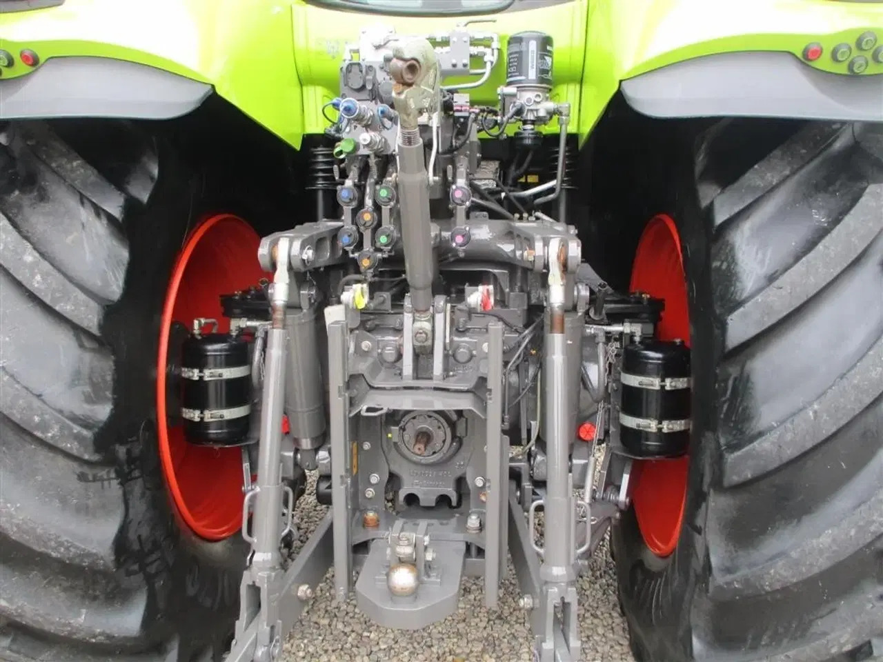 Billede 19 - CLAAS AXION 870 CMATIC  med frontlift og front PTO, GPS ready