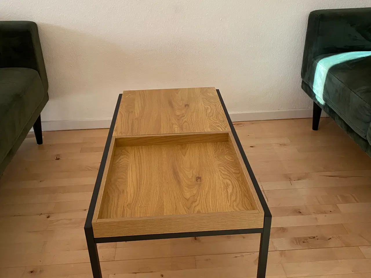 Billede 4 - 2 og 3 personers sofa inkl. sofabord