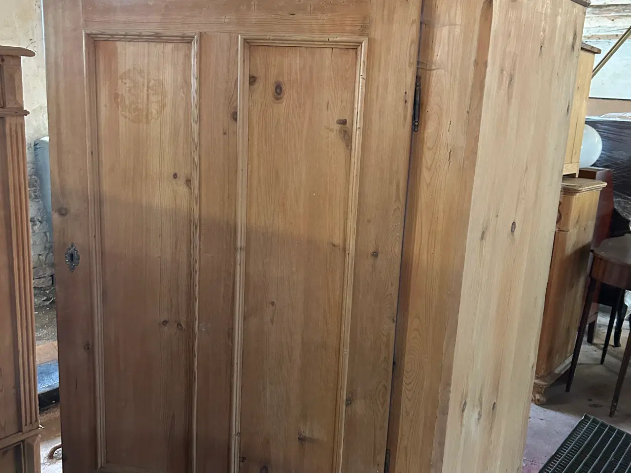 Billede 4 - Karlkammerskabe