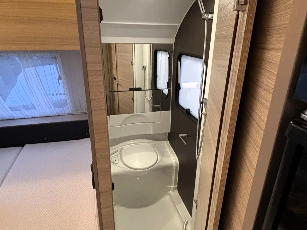 Billede 4 - Flot og elegant Adria 