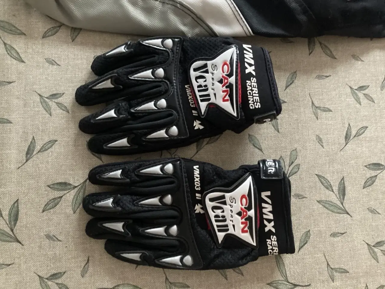 Billede 2 - Motocross sæt/ støvler. Barn 