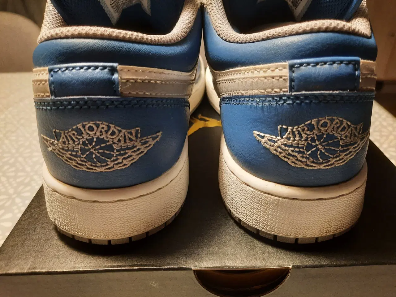 Billede 3 - Nike Air Jordan 1 Low True Blue str. 37.5
