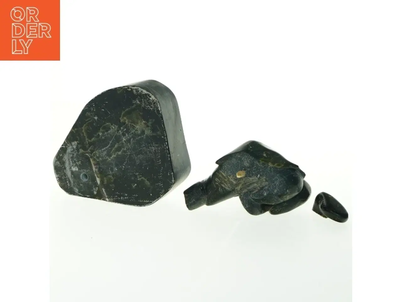 Billede 6 - Grønlandica. Reparationstrængende stenskulptur (str. 19x21 cm)