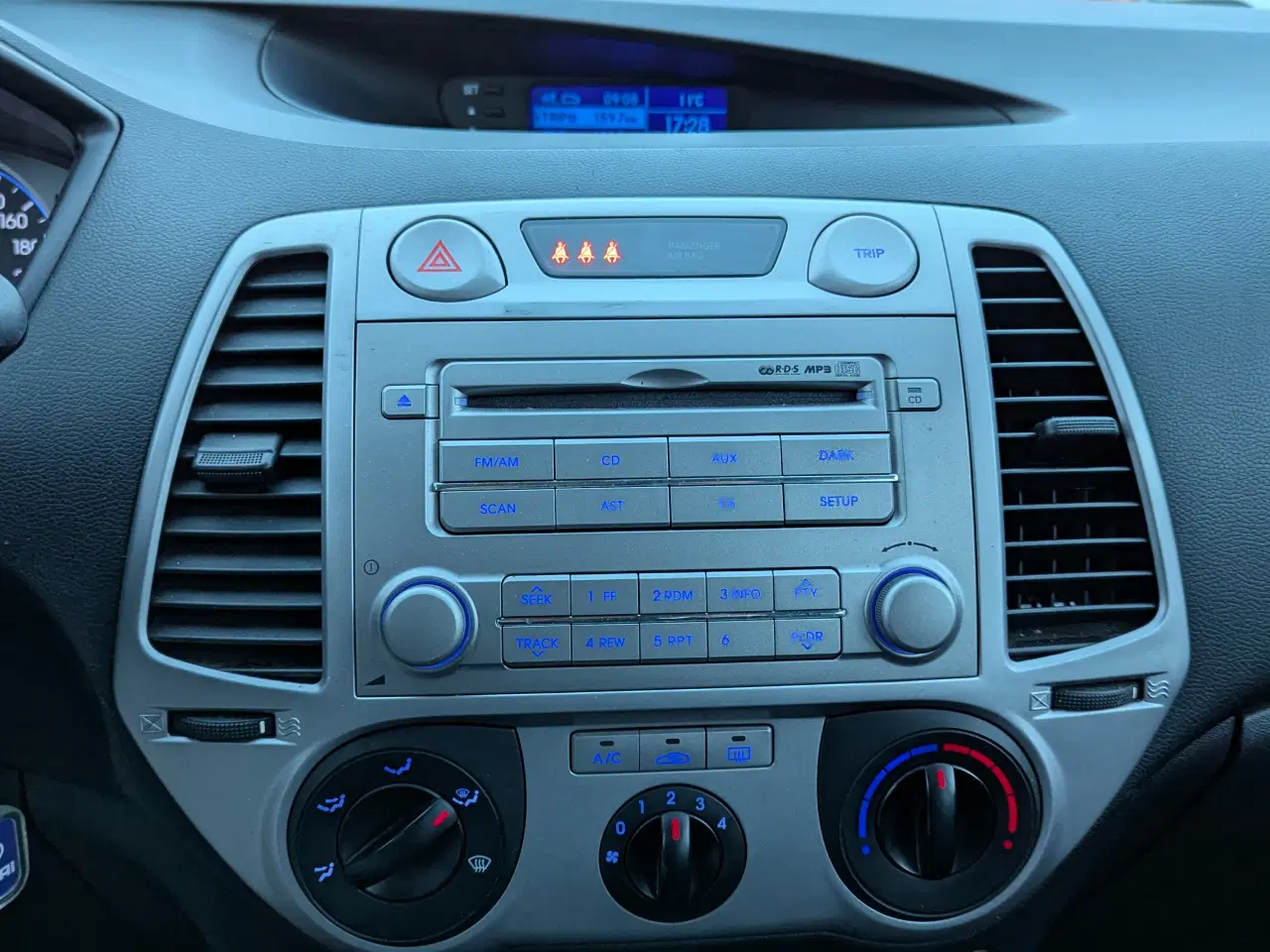 Billede 11 - Hyundai i20, 1,2, Benzin til salg.