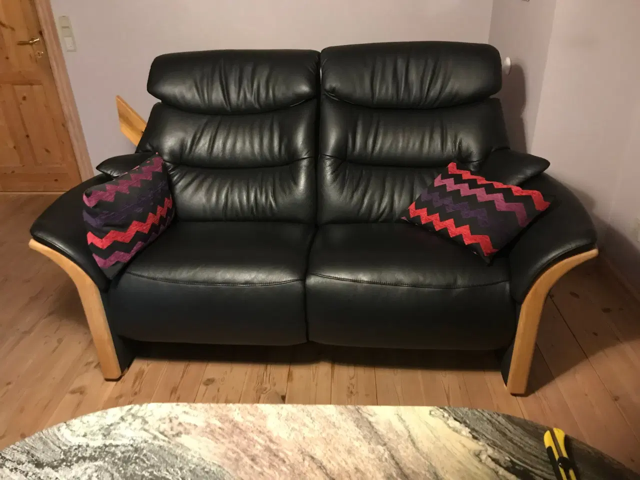 Billede 1 - dobbelt Sofa med innovation i læder 