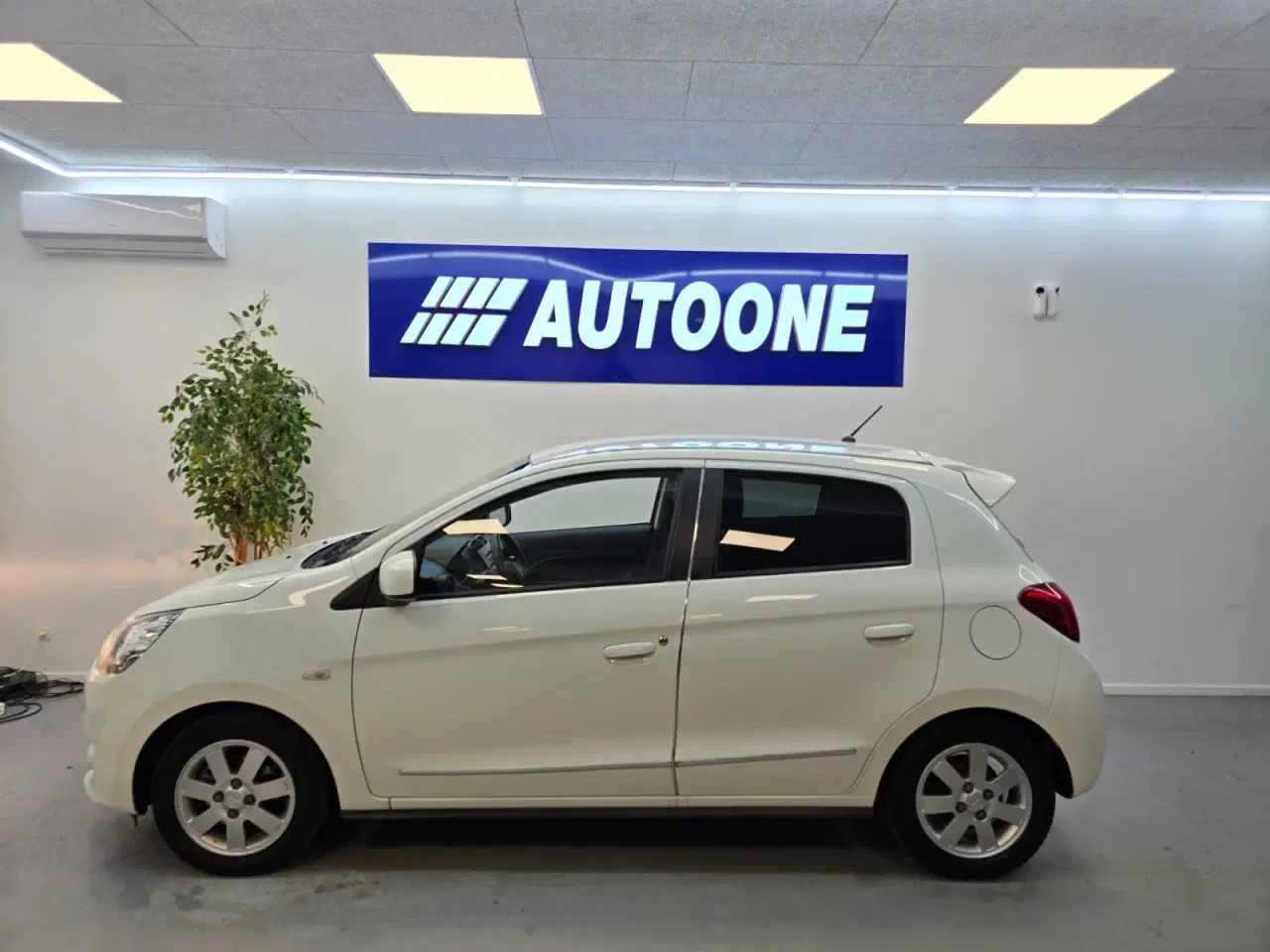 Billede 2 - Mitsubishi Space Star 1,2 Invite