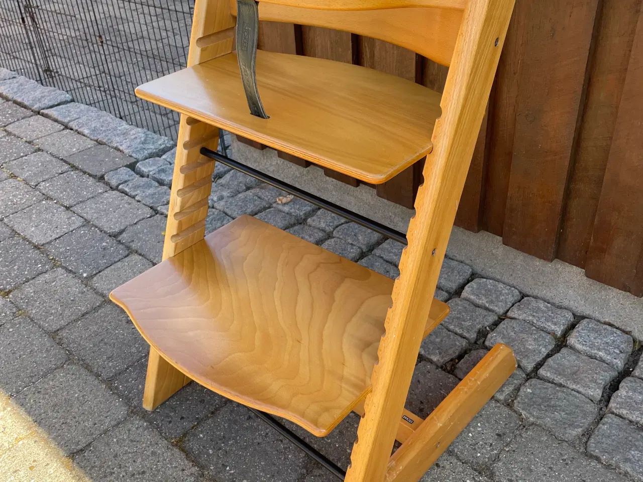 Billede 2 - STOKKE TRIP TRAP STOL INCL BØJLE