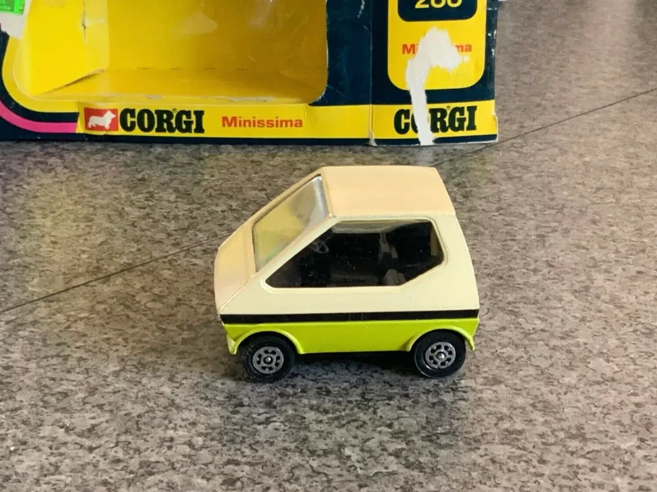 Billede 1 - Corgi Toys No. 288 Minissima, scale 1:36