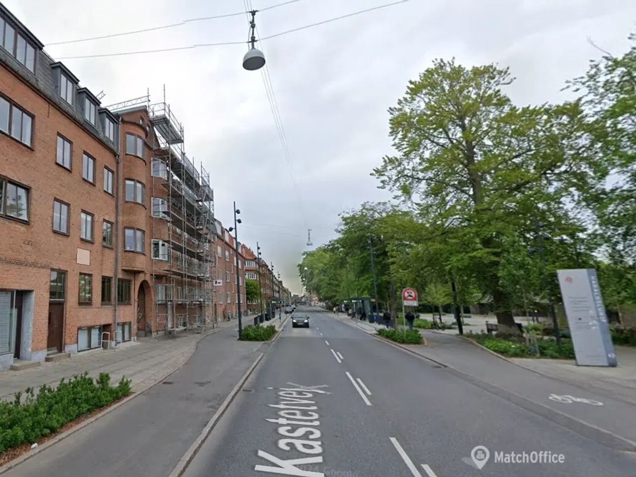 Billede 2 - Garage der kan bruges til opbevaring eller motorcykelparkering