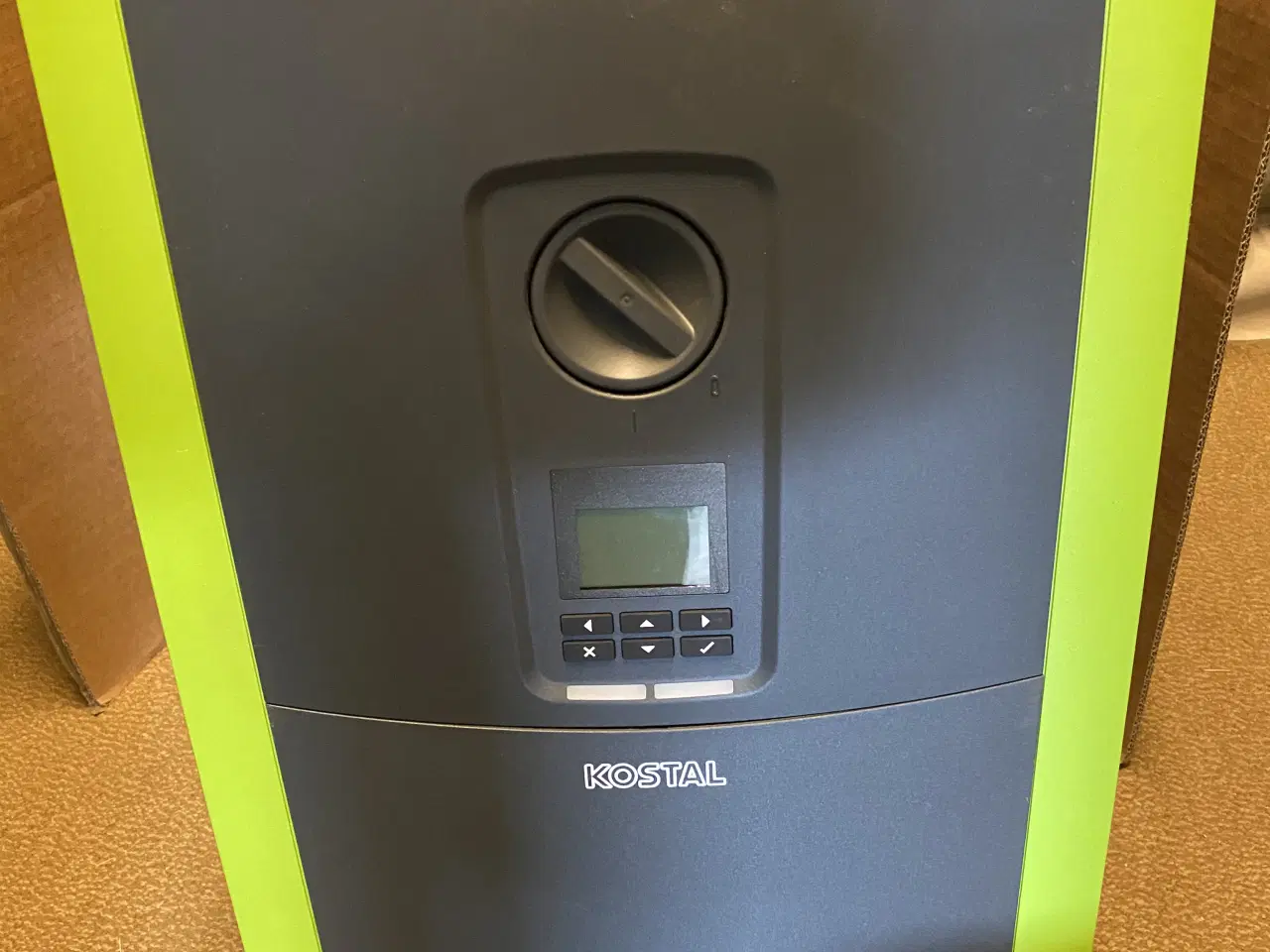 Billede 1 - Inverter til solcelleanlæg