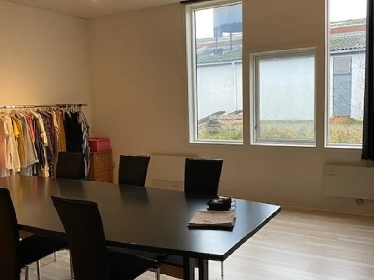 Billede 2 - Erhvervslejemål velbeliggende i attraktivt område - tæt på motorvej