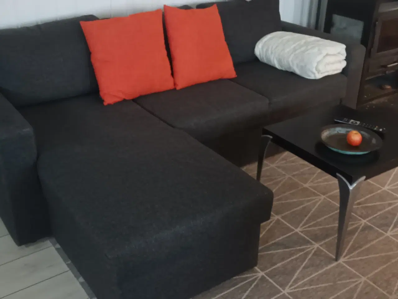 Billede 4 - Sovesofa + tæppe