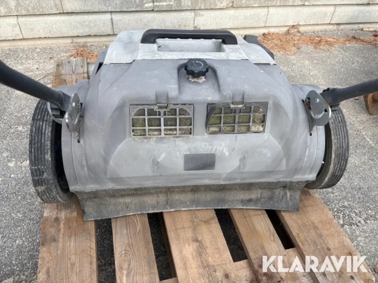 Billede 11 - Manuel fejemaskine