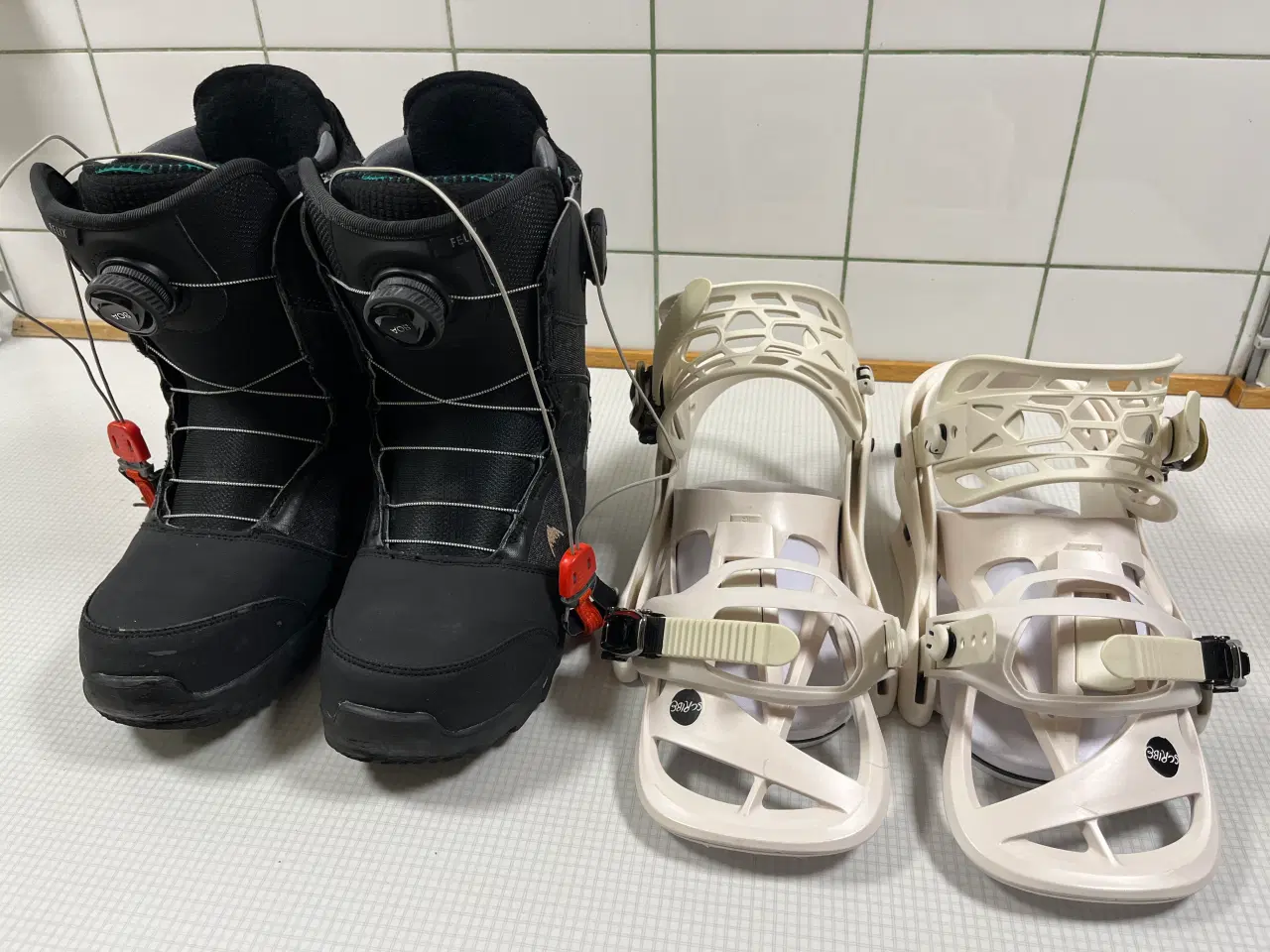 Billede 1 - Burton snowboard støvler og bindinger
