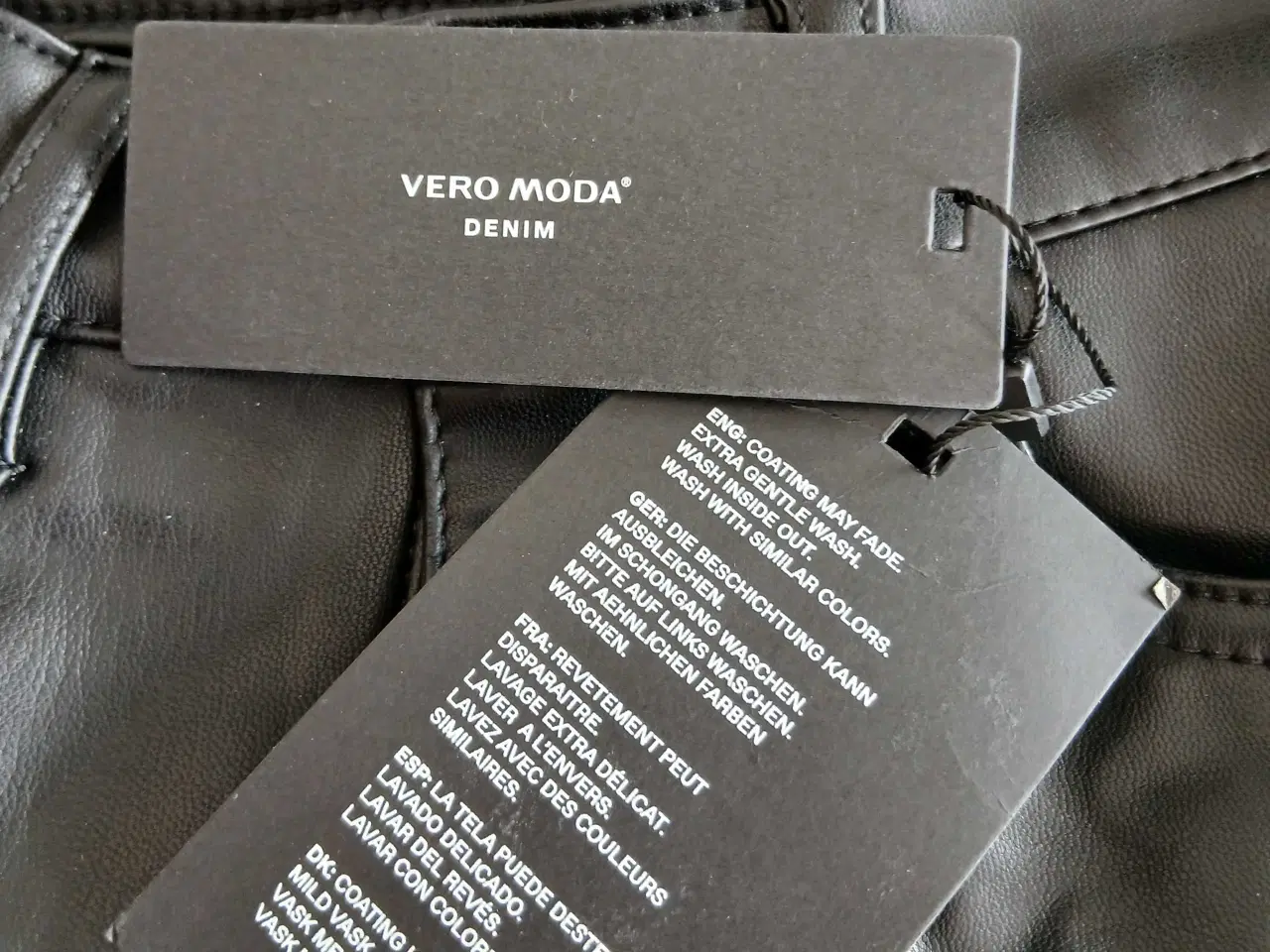 Billede 6 - Nederdel. Vero Moda. XS/34
