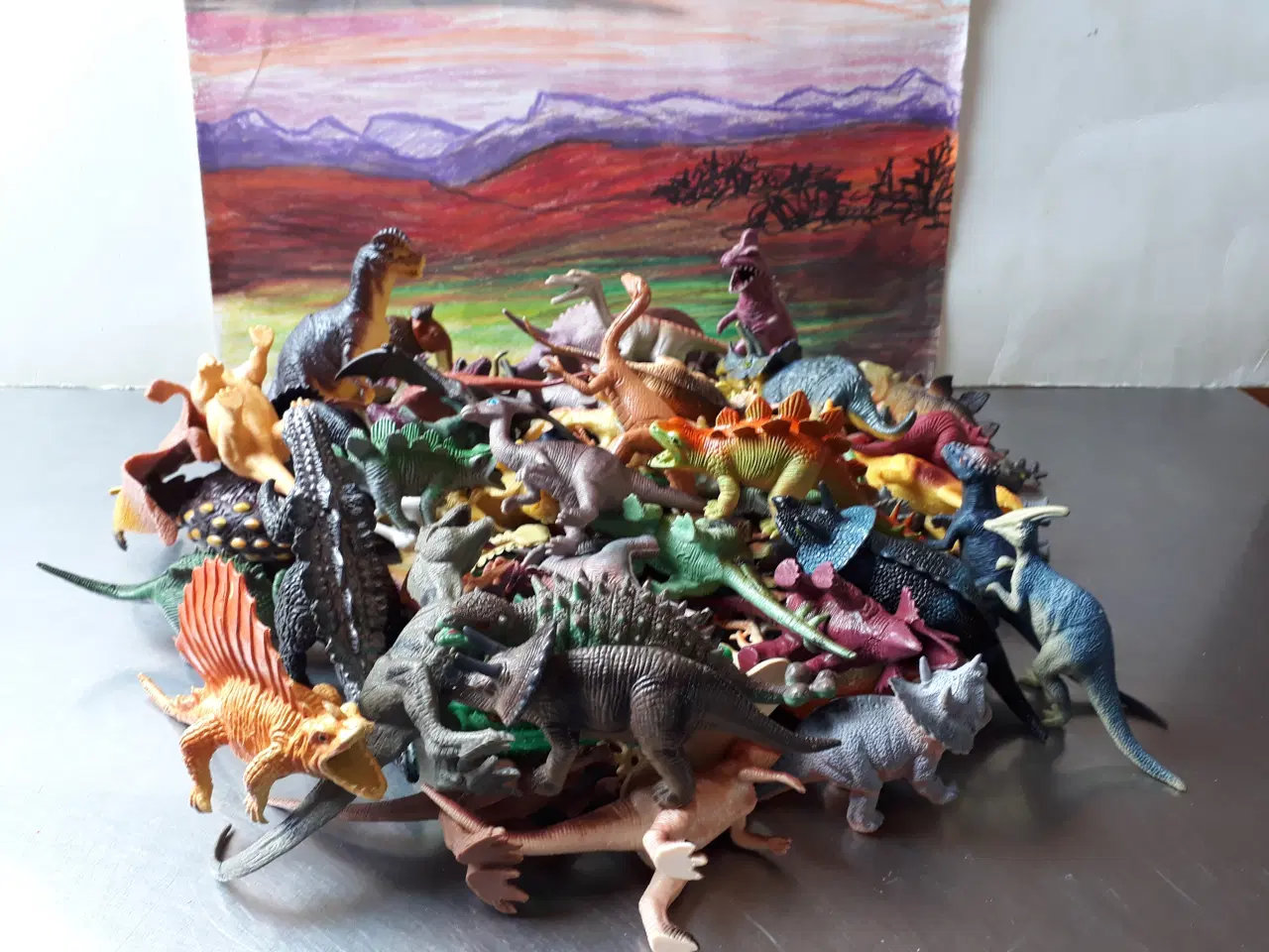 Billede 2 - Solgt / 1,6 KG Dinosaurer 