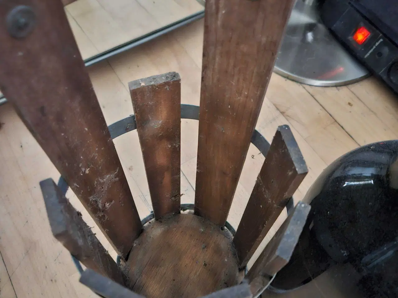 Billede 5 - Flaske i beholder