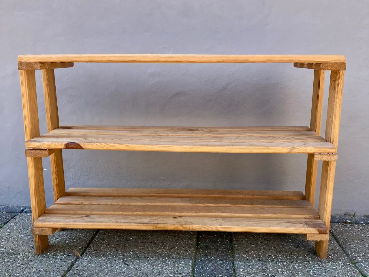 Billede 5 - 70’er reol i fyrretræ