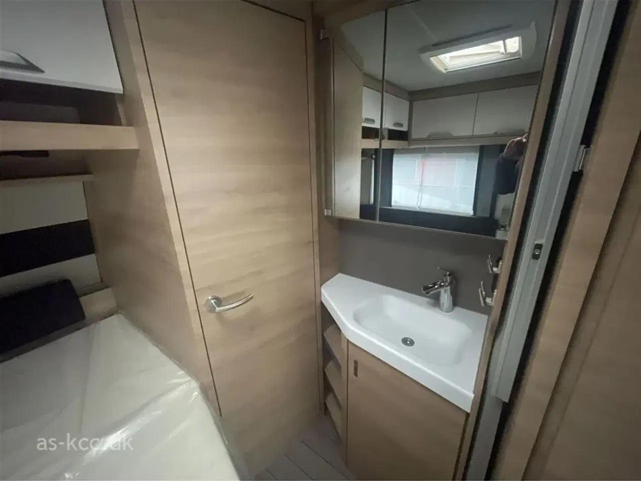 Billede 7 - 2026 - Knaus Südwind Black Selection 450 FU