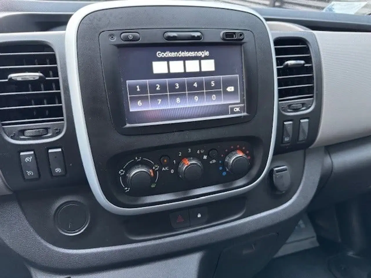 Billede 4 - Renault Trafic T29 1,6 dCi 140 L2H1
