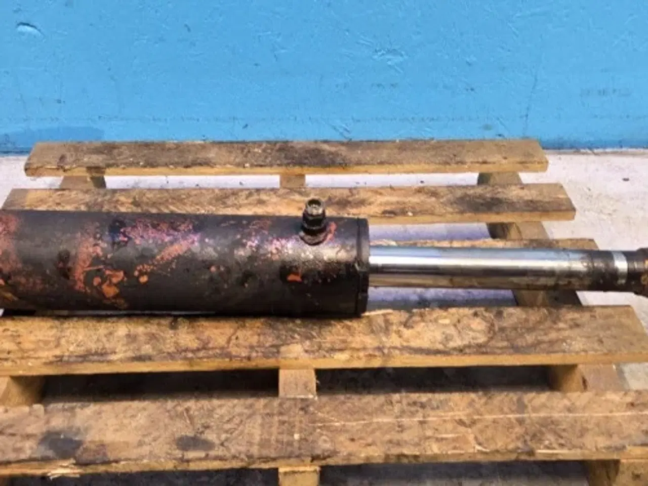 Billede 4 - Manitou 735-120    Hydraulikcylinder  254619