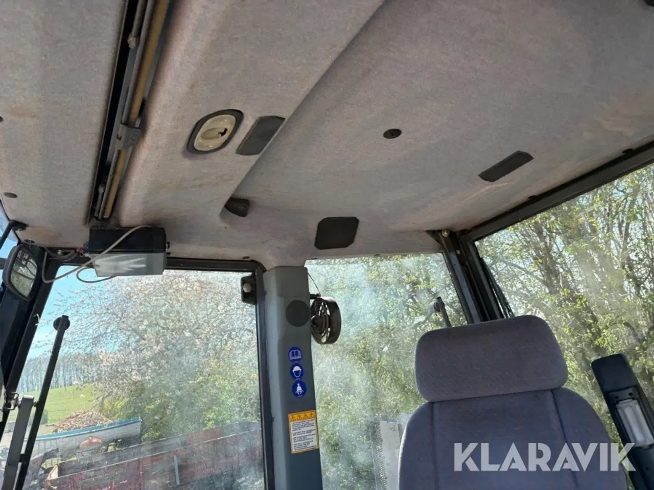 Billede 12 - Rendegraver New Holland LBH115B-4PS