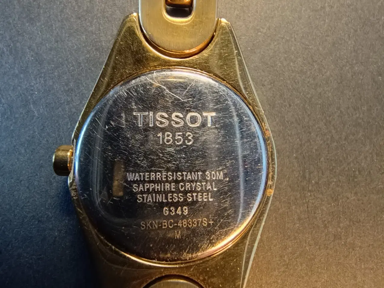 Billede 4 - Tissot.Pæn og velholdt lille vergyld dameur.