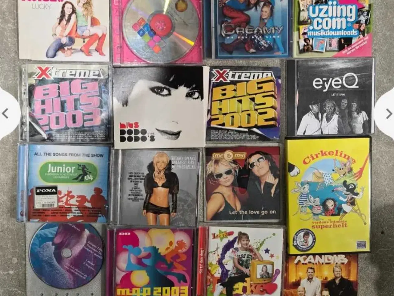 Billede 1 - Forskellige cd'er gennem tiden