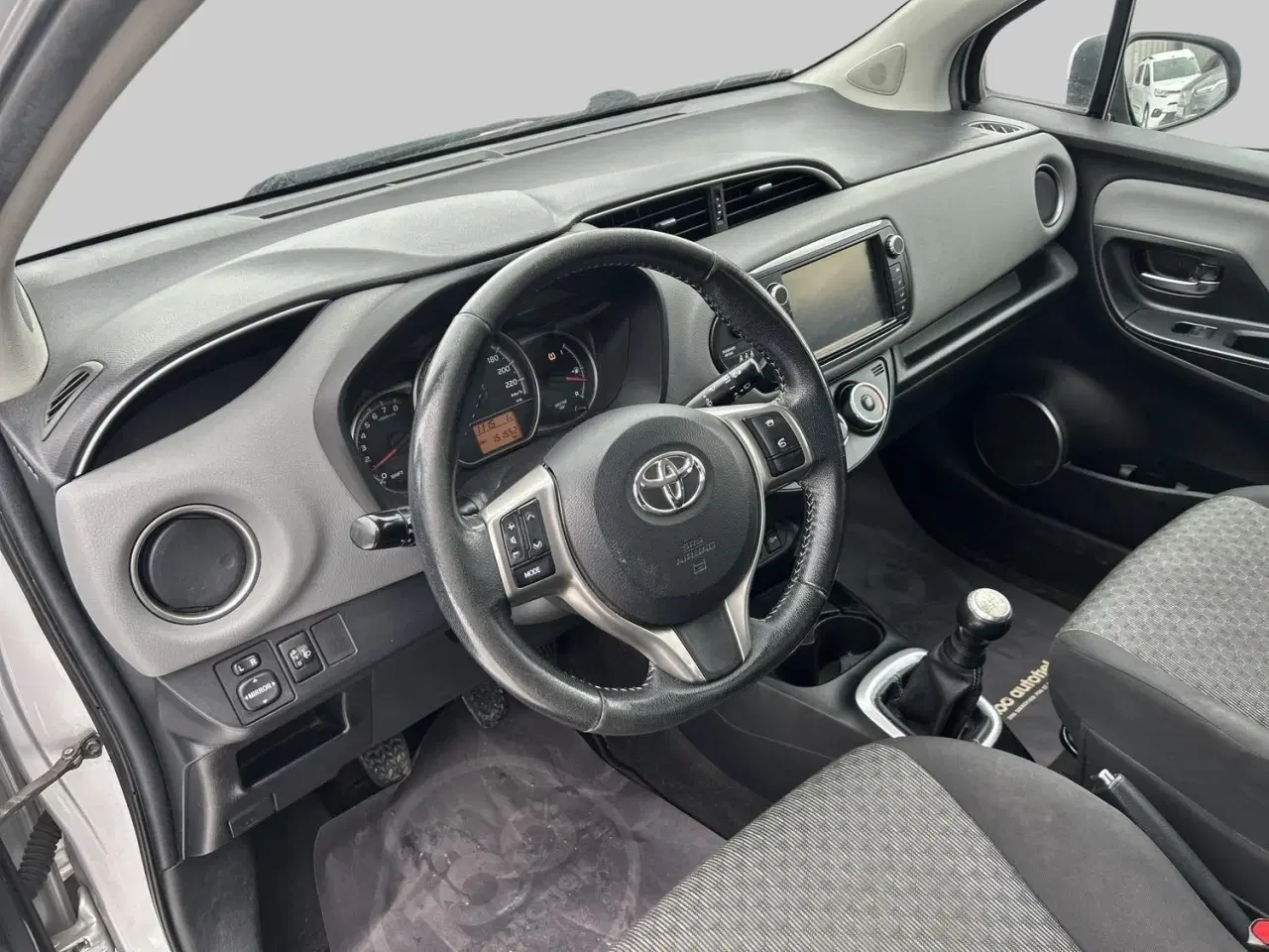 Billede 6 - Toyota Yaris 1,0 VVT-i T1