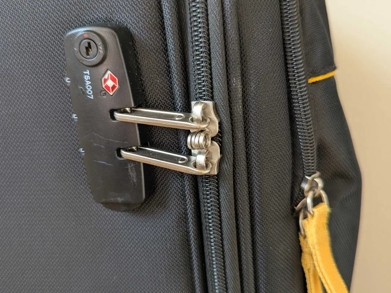 Billede 4 - Stor Delsey kuffert