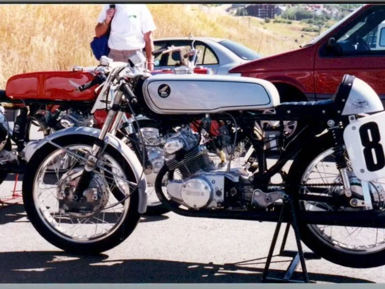 Billede 1 - Motorcykel  HONDA -  Foto 15 x 10 cm.